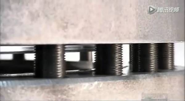 比人還大的大型閥門是怎么制造出來的？-